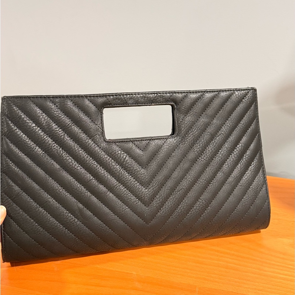 Elegant Black Quilted Clutch